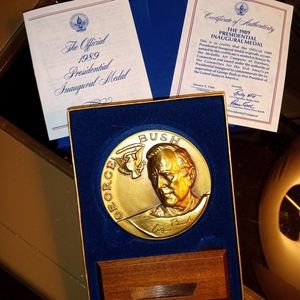 Bronze Presidential Inauguration Medal George Bush 1989
